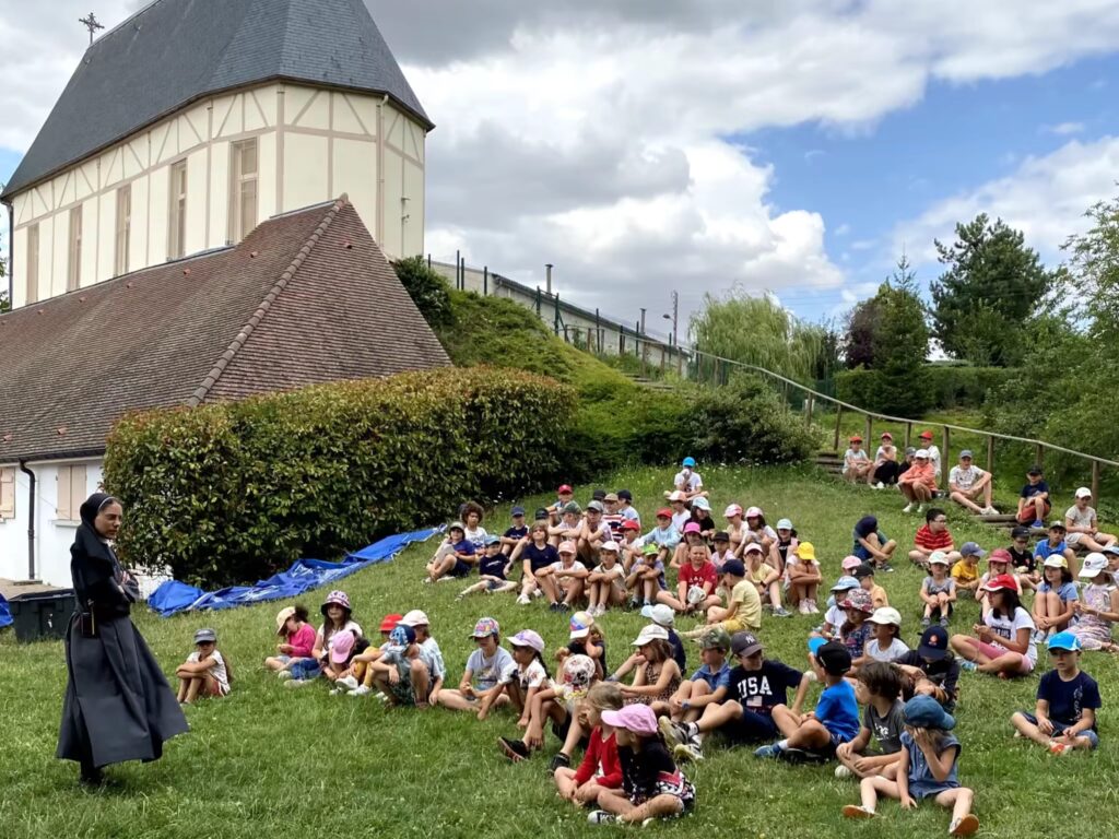 ete23-jeux-SOSFS Jeux au centre de loisirs Louis Brisson