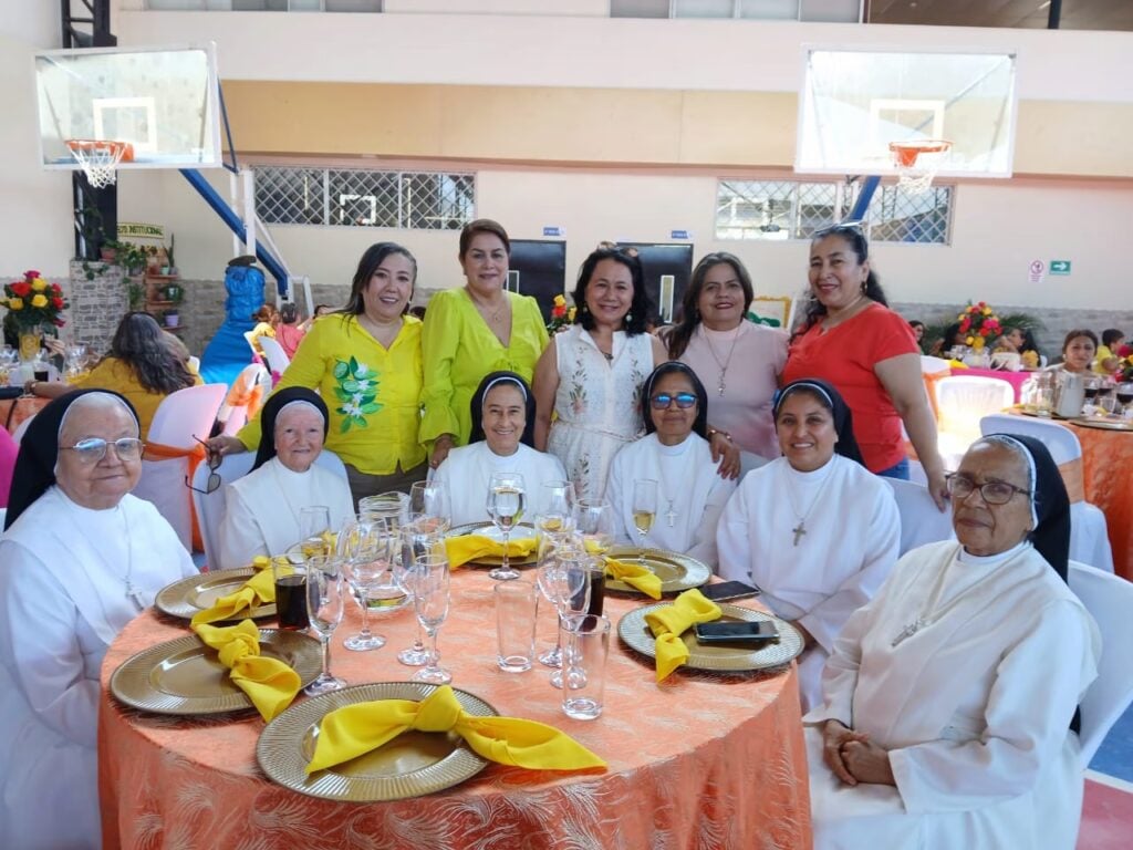 Equateur-jubilé-2025-5-OSFS Rencontre avec anciens élèves