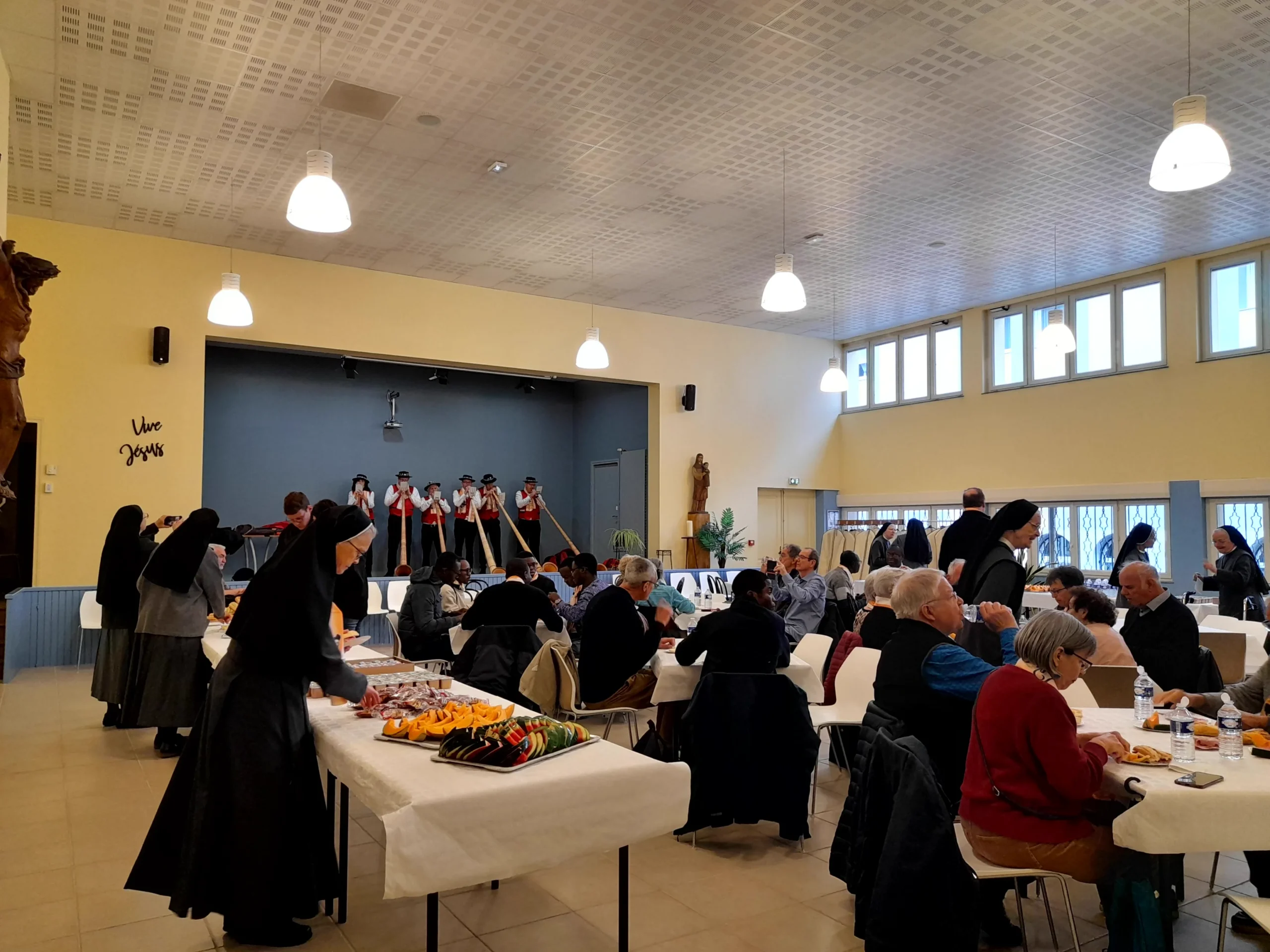 Jubilé-Oblats-150-repas-OSFS